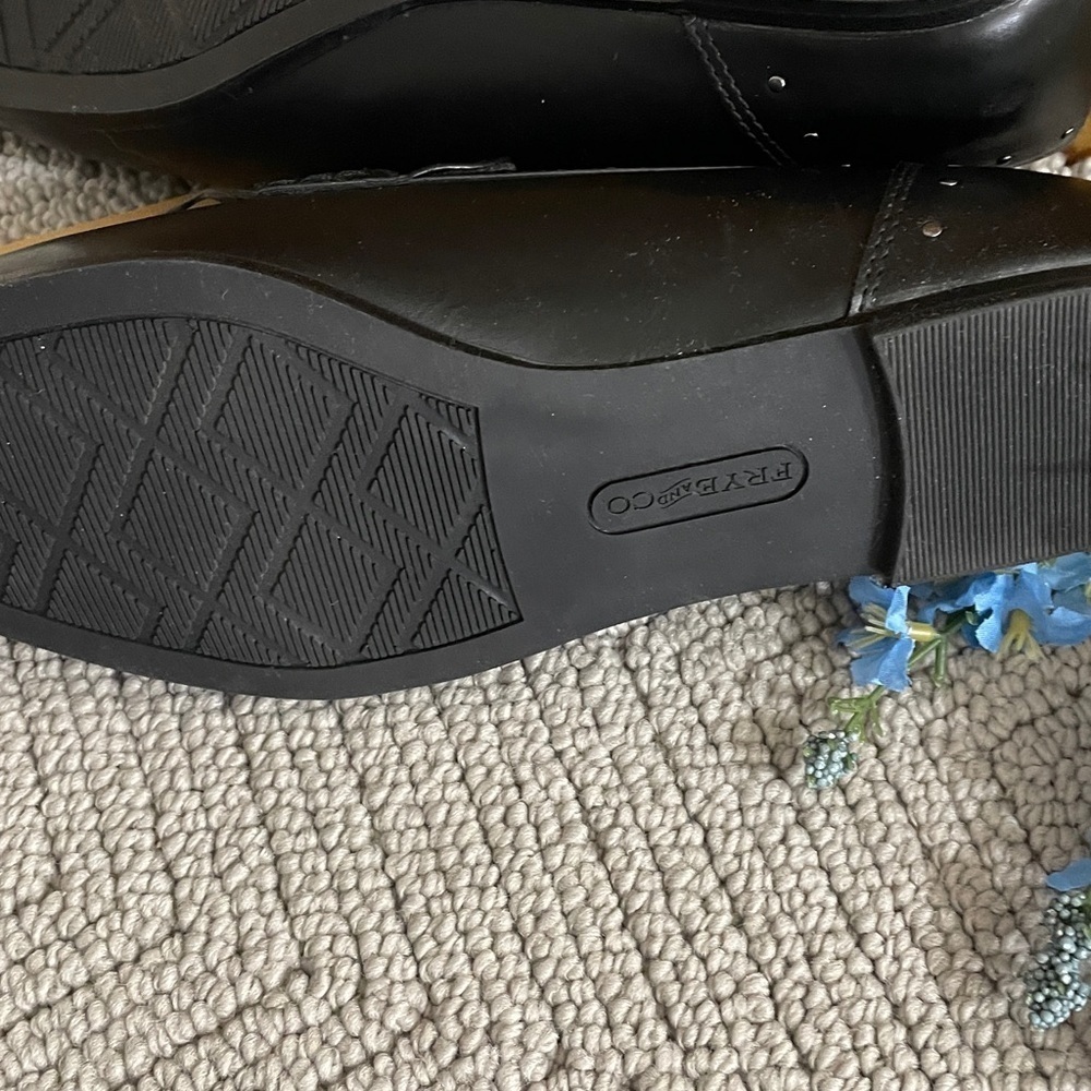 FRYE AND CO. WOMEN’S ELARA LOAFERS - Picture 5 of 6